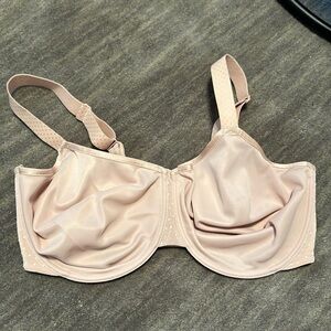 Wacoal Back Appeal underwire minimizer bra